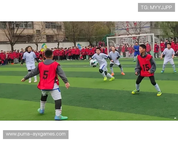 赛场最肉搏战：你追我赶的精彩场面，你追我赶的比赛